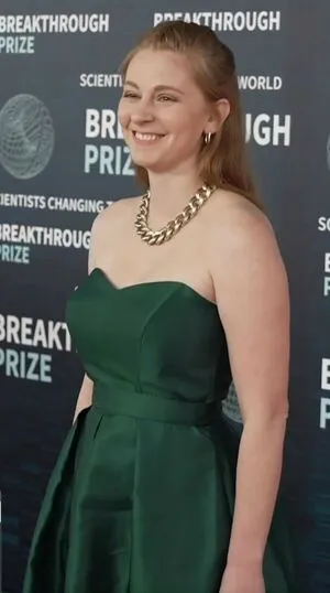 Simone Giertz OnlyFans Leaked Free Thumbnail Picture - #V5Mms8a6e2
