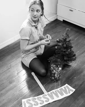 Simone Giertz OnlyFans Leaked Free Thumbnail Picture - #kmM2vM7PO7