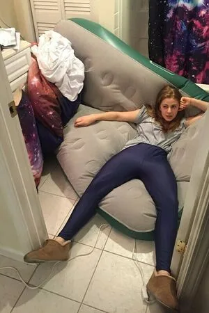 Simone Giertz OnlyFans Leaked Free Thumbnail Picture - #zke6c9y3n4