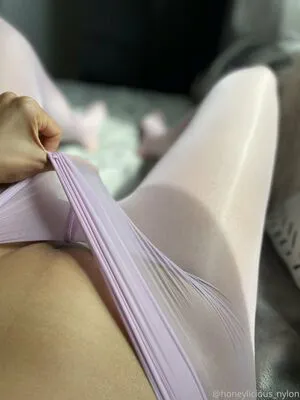 Simone Honey OnlyFans Leaked Free Thumbnail Picture - #4vbC3Ta6IL