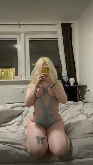 Simunka OnlyFans Leaked Free Thumbnail Picture - #AQlAU0H5Oi