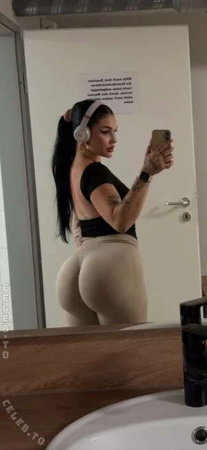 Sinarwtz OnlyFans Leaked Free Thumbnail Picture - #VHJ0CHrq49