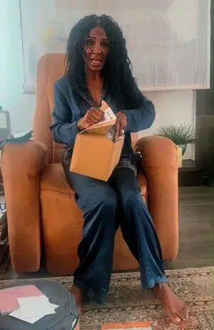 Sinitta OnlyFans Leaked Free Thumbnail Picture - #4eglMfLCjE