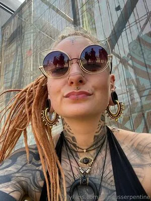 Sinuousserpentine OnlyFans Leaked Free Thumbnail Picture - #qhCE6CECt4