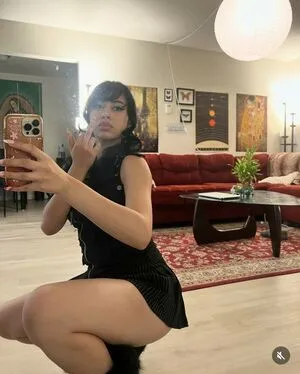 Sisterbryana Thumbnail Picture