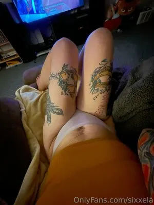 Sixxela Thumbnail Picture
