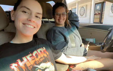 Skitttziez Thumbnail Picture