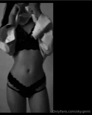Sky Gemi OnlyFans Leaked Free Thumbnail Picture - #Xe8zv4iCFo