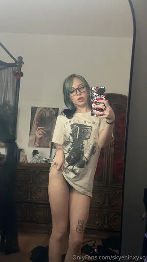 Skyebinxyxo OnlyFans Leaked Free Thumbnail Picture - #Oyz5see8Ph