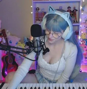 Skymi Chan OnlyFans Leaked Free Thumbnail Picture - #4lbBEFuLtt