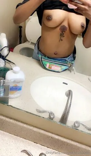 Skynami OnlyFans Leaked Free Thumbnail Picture - #OhhbaRLf2P