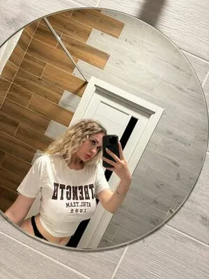 Slavdiva Thumbnail Picture