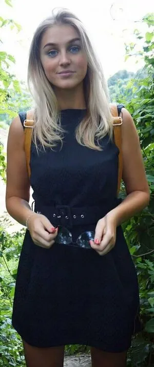 Slimladysashka OnlyFans Leaked Free Thumbnail Picture - #PthSFOFOB5