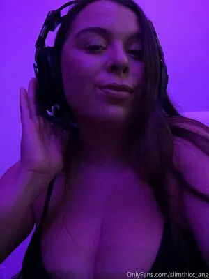 Slimthicc A OnlyFans Leaked Free Thumbnail Picture - #3Z7EwPrY21