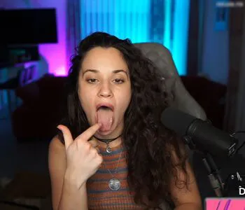 Smallcurlyfry OnlyFans Leaked Free Thumbnail Picture - #ScFDcUAGly