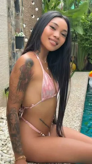 Smileyimmi Thumbnail Picture