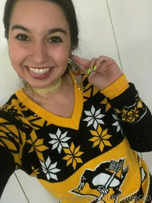 Smilingcici Thumbnail Picture