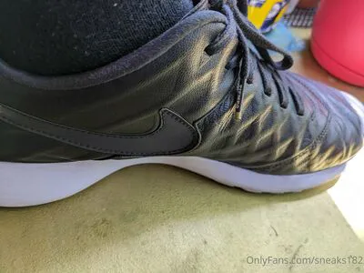 Sneaks182 OnlyFans Leaked Free Thumbnail Picture - #SjnkFdrZd7