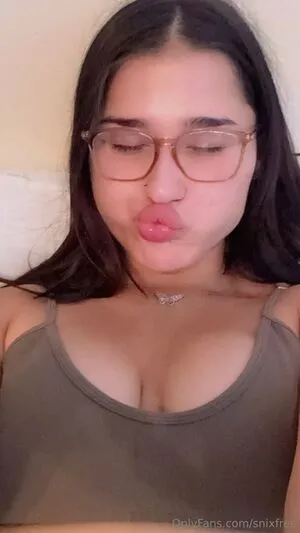 Snixfree OnlyFans Leaked Free Thumbnail Picture - #4GbElMmftE