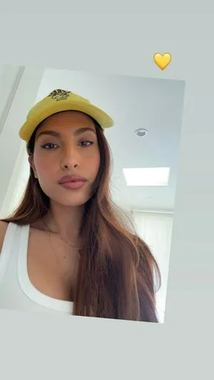 Snoh Aalegra Thumbnail Picture