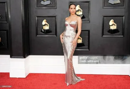 Snoh Aalegra Thumbnail Picture