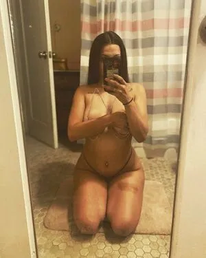 Socallizzie23 Thumbnail Picture