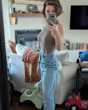 Soe Gschwind OnlyFans Leaked Free Thumbnail Picture - #17qGhadbwM