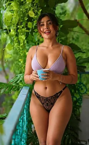 Sofia Ansari OnlyFans Leaked Free Thumbnail Picture - #xxagnn0oof