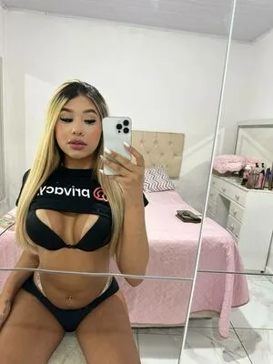 Sofia Isabela OnlyFans Leaked Free Thumbnail Picture - #0Wn4zdNDVr