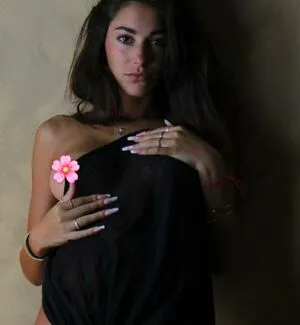 Sofia Tartari Thumbnail Picture