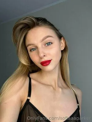 Sofiaaaparker OnlyFans Leaked Free Thumbnail Picture - #VH1MFhAdhb
