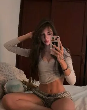 Sofiaatreides OnlyFans Leaked Free Thumbnail Picture - #VFBJTinery