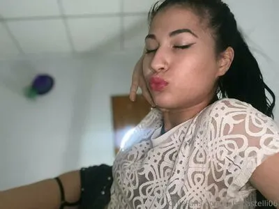 Sofiacastelli06 OnlyFans Leaked Free Thumbnail Picture - #t1ltWacoBF