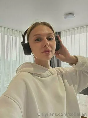 Sofialien OnlyFans Leaked Free Thumbnail Picture - #0lI9LWleBF