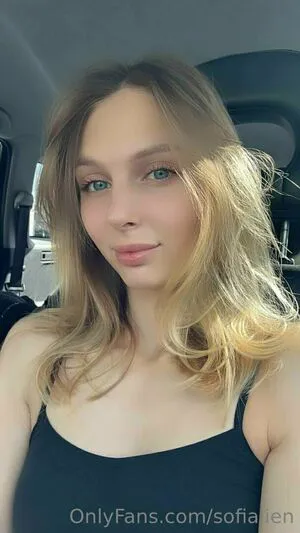 Sofialien OnlyFans Leaked Free Thumbnail Picture - #SbblKDWeeO