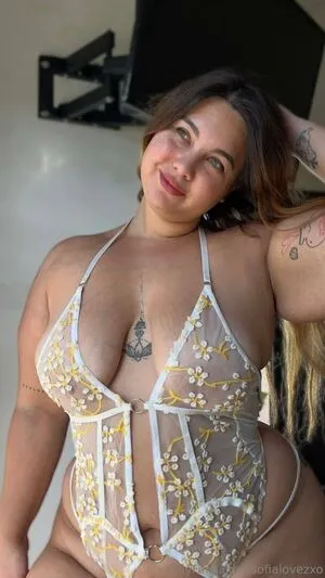 Sofialovezxo OnlyFans Leaked Free Thumbnail Picture - #tSqT3qFcS0