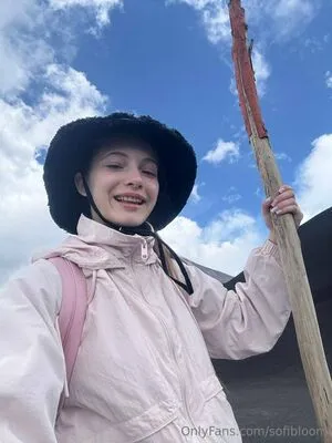 Sofibloom Thumbnail Picture