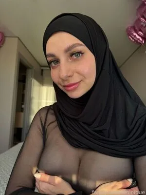 Sofie 777 OnlyFans Leaked Free Thumbnail Picture - #x5nc9A8OaP