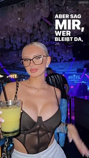Sofie Christin Thumbnail Picture