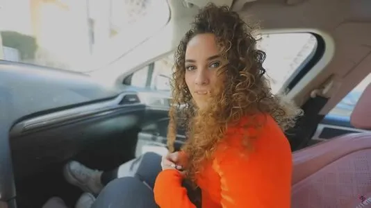 Sofie Dossi OnlyFans Leaked Free Thumbnail Picture - #4gCVT0T03G