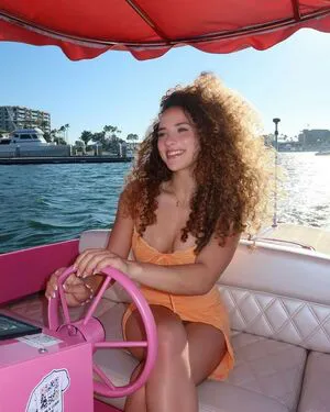 Sofie Dossi OnlyFans Leaked Free Thumbnail Picture - #5VpTCEqawe
