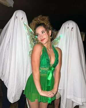 Sofie Dossi OnlyFans Leaked Free Thumbnail Picture - #AekOTN77aJ