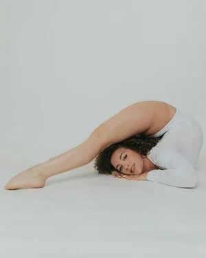 Sofie Dossi OnlyFans Leaked Free Thumbnail Picture - #CccUvyizcw