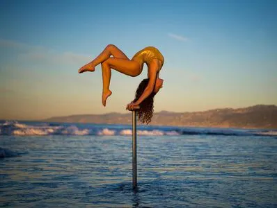 Sofie Dossi OnlyFans Leaked Free Thumbnail Picture - #tQ36ZAGXPf