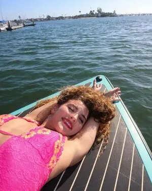 Sofie Dossi OnlyFans Leaked Free Thumbnail Picture - #teTftmfFOS