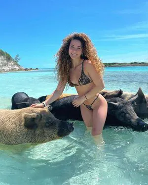 Sofie Dossi OnlyFans Leaked Free Thumbnail Picture - #wBaOrRkbas