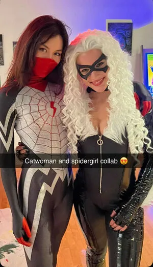 Sofie Dossi OnlyFans Leaked Free Thumbnail Picture - #y9V7phVEO1