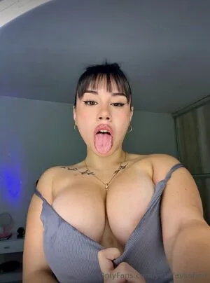 Sofiecruz OnlyFans Leaked Free Thumbnail Picture - #J9ongJCK1g