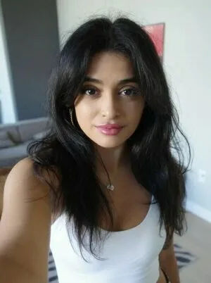 Sofii Mae OnlyFans Leaked Free Thumbnail Picture - #A3F2GIG9MI