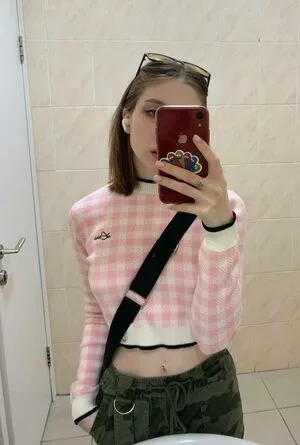 Soft Lil Girl Thumbnail Picture